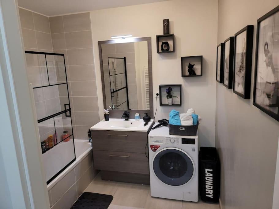 Appartement Neuf Moderne + Parking, Geneve Saint-Genis-Pouilly Extérieur photo