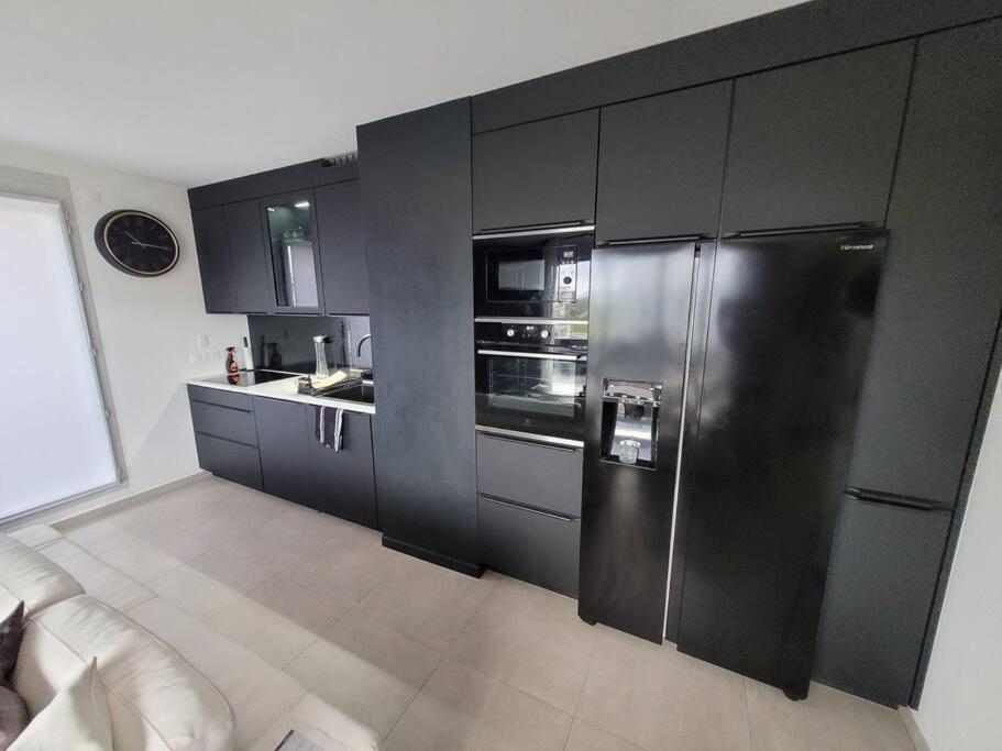 Appartement Neuf Moderne + Parking, Geneve Saint-Genis-Pouilly Extérieur photo